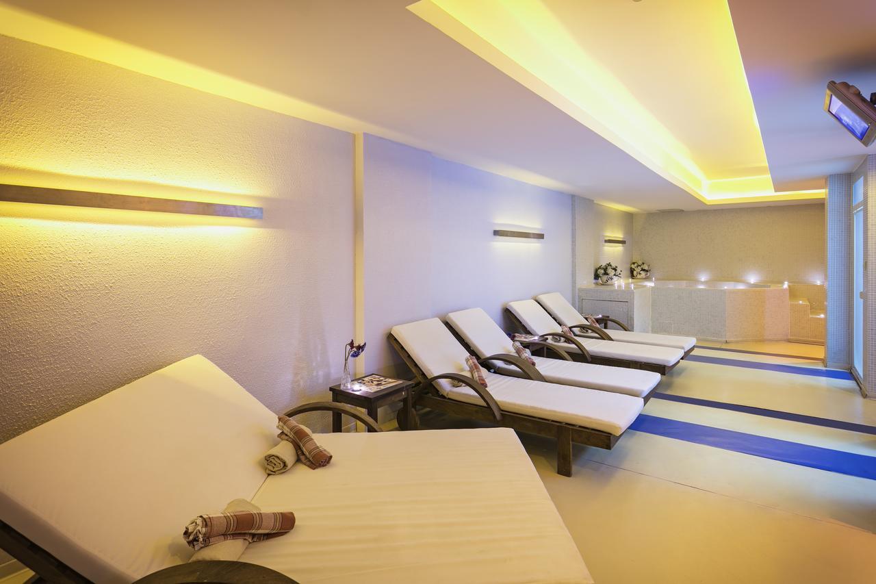 Sisus Hotel Çeşme Esterno foto